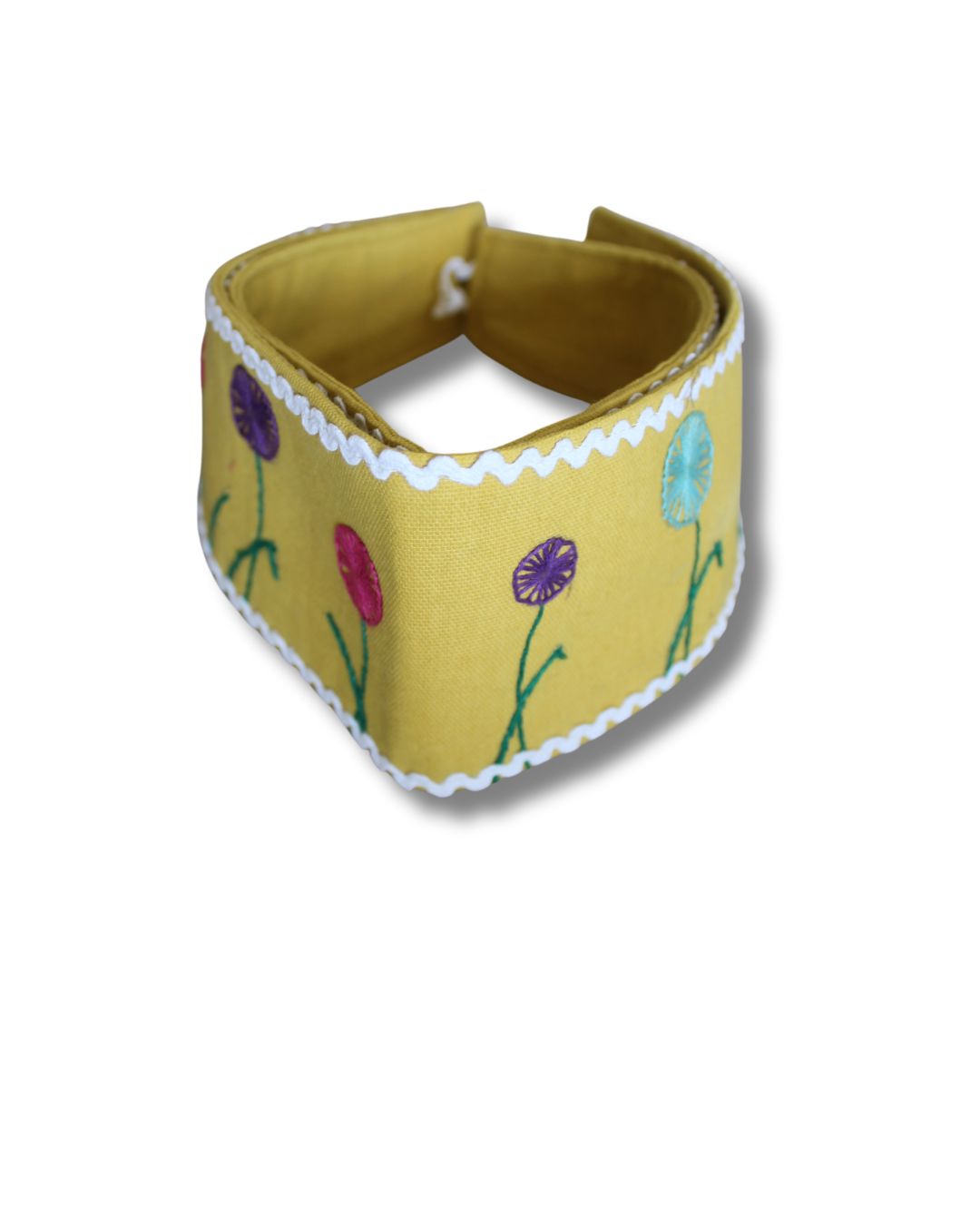 Flower Embroided Curtain Holder